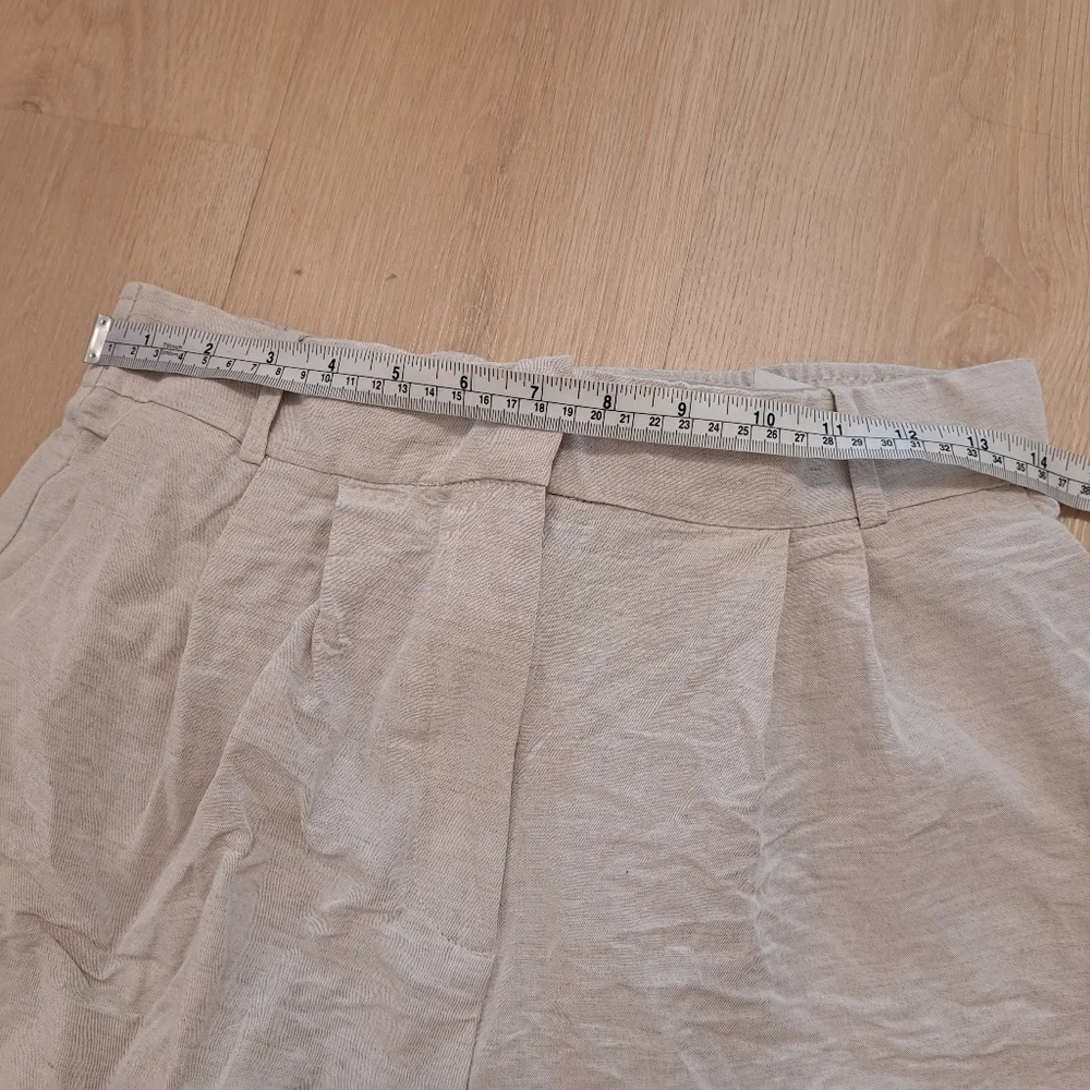 H&M Beige Linen Blend‎ White Leg High Waisted Business Casual Coastal Pants Sz 8